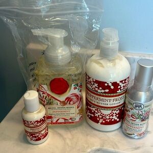 Michael Design Works - Peppermint Gift Set